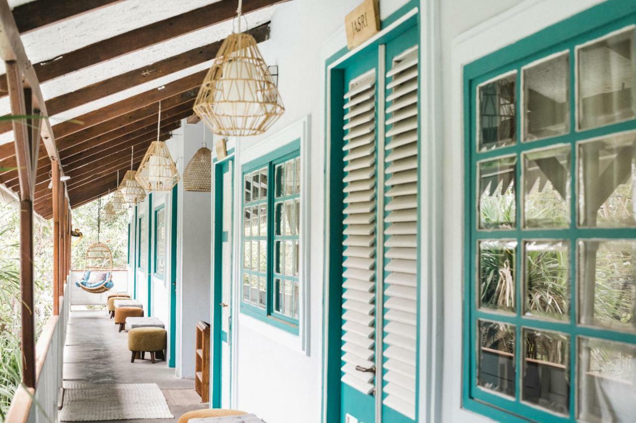Kosta Hostel Seminyak Dış mekan fotoğraf