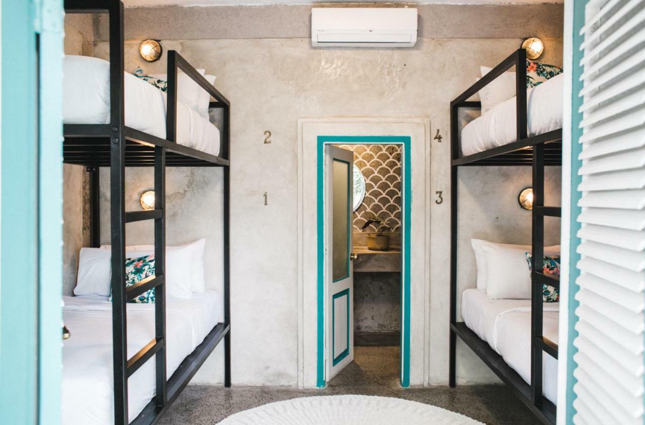 Kosta Hostel Seminyak Dış mekan fotoğraf
