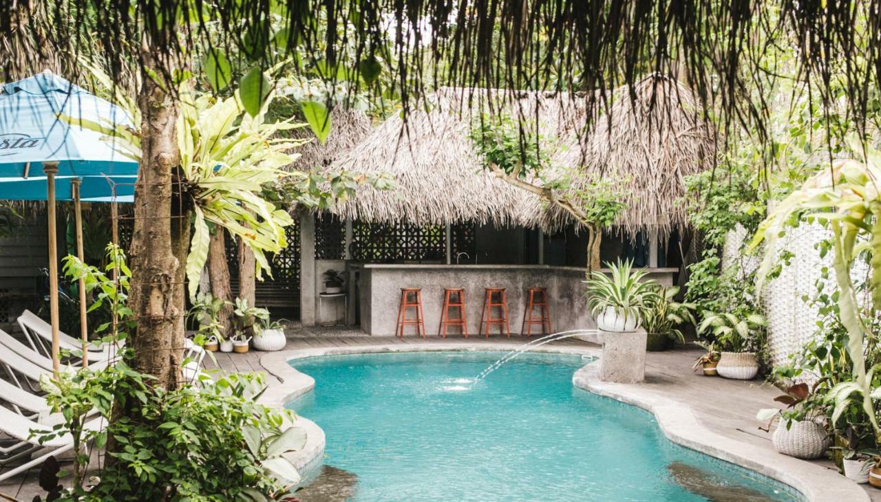 Kosta Hostel Seminyak Dış mekan fotoğraf