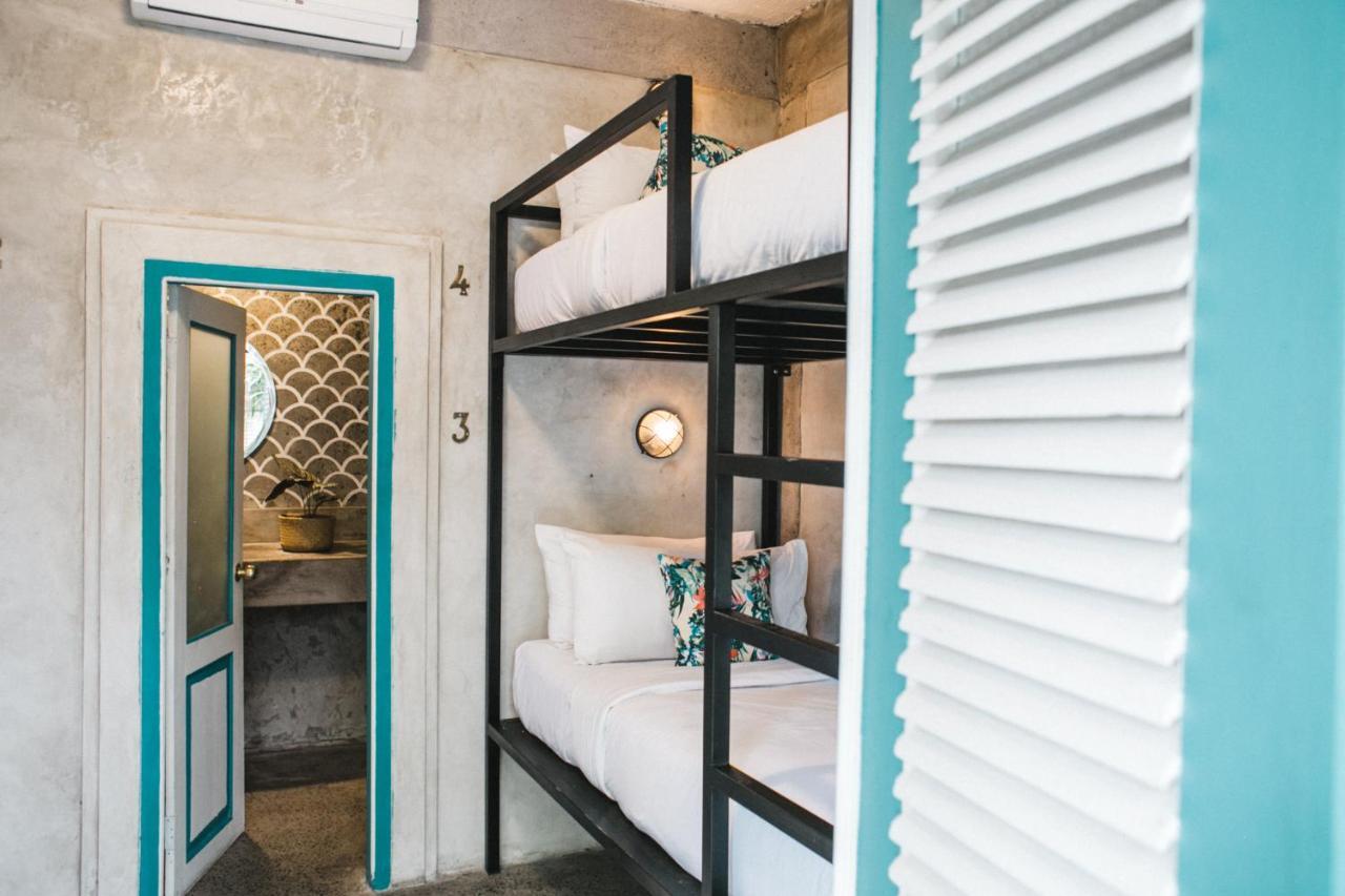 Kosta Hostel Seminyak Dış mekan fotoğraf
